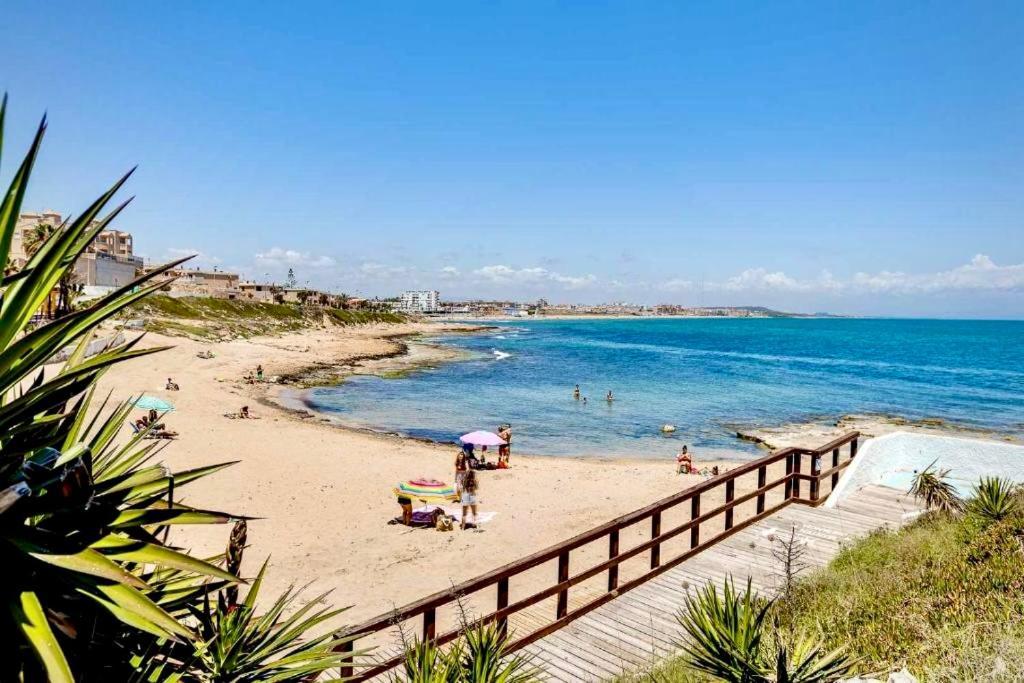 Apartamento Con Vistas Al Mar En Cabo Cervera 또레비에하 외부 사진