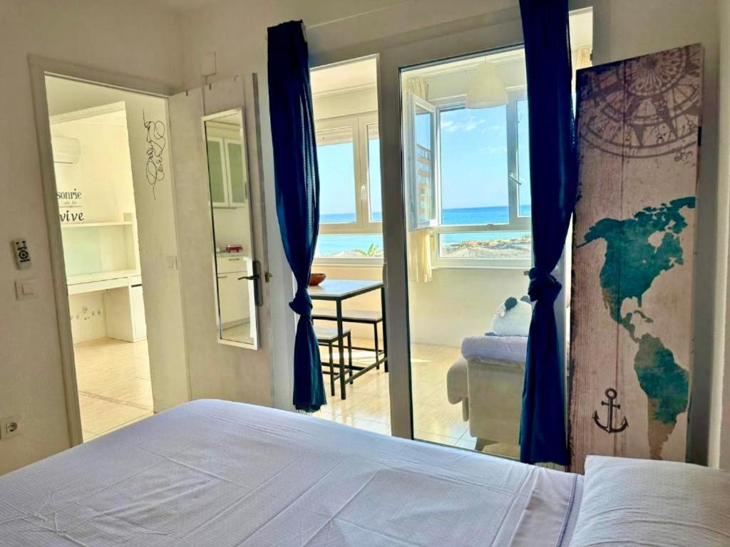 Apartamento Con Vistas Al Mar En Cabo Cervera 또레비에하 외부 사진